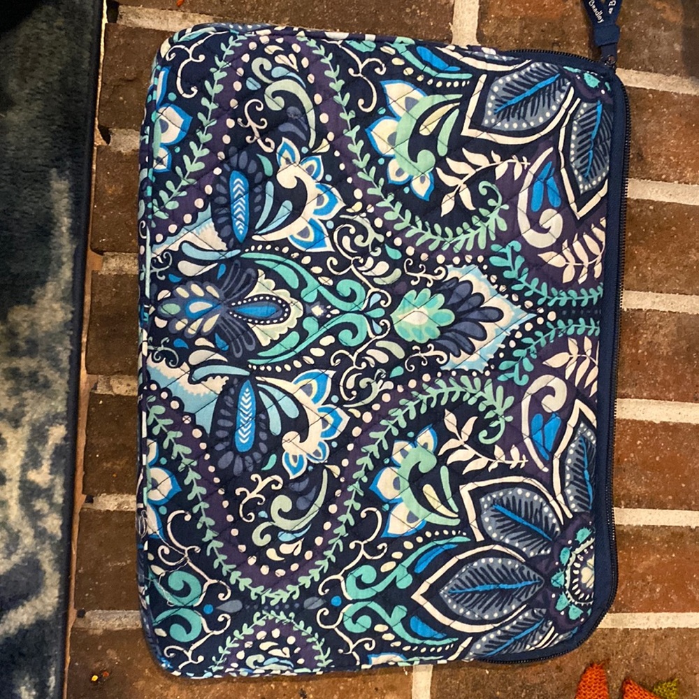 Like new laptop case
